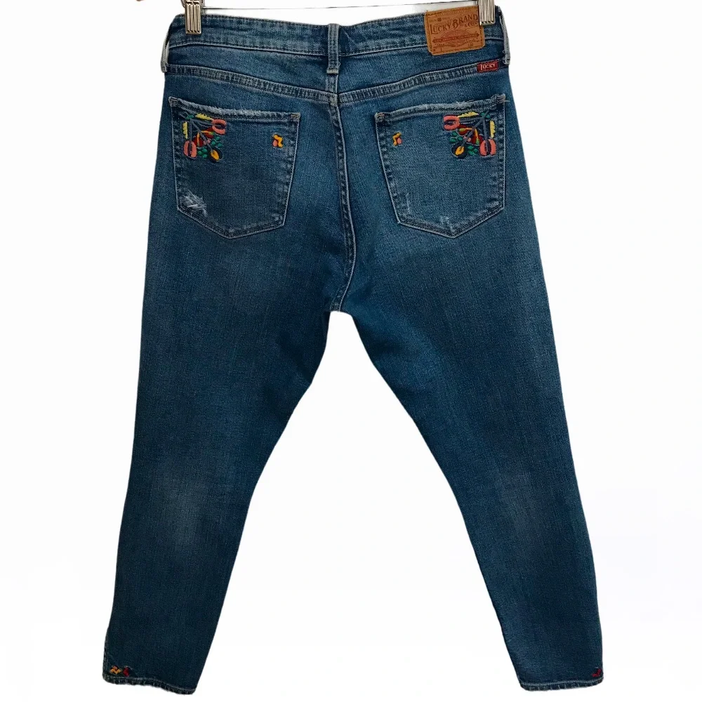 Lucky Brand Vintage Ava Embroidered Distressed Jeans - 4/27 - Picture 5 of 16